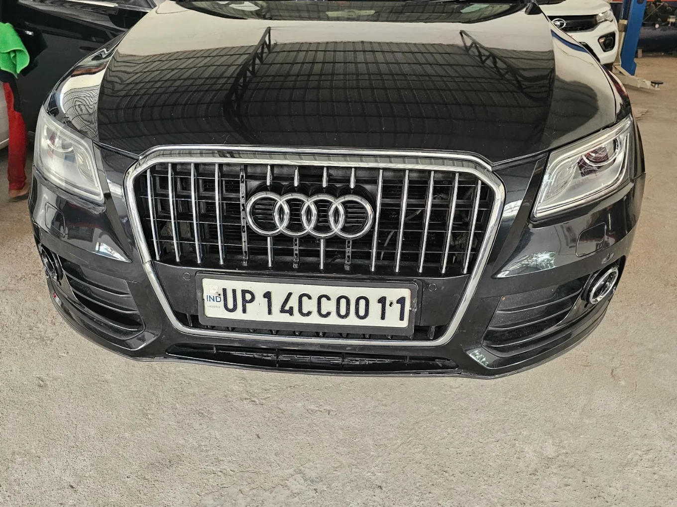 Detailed polished car finish